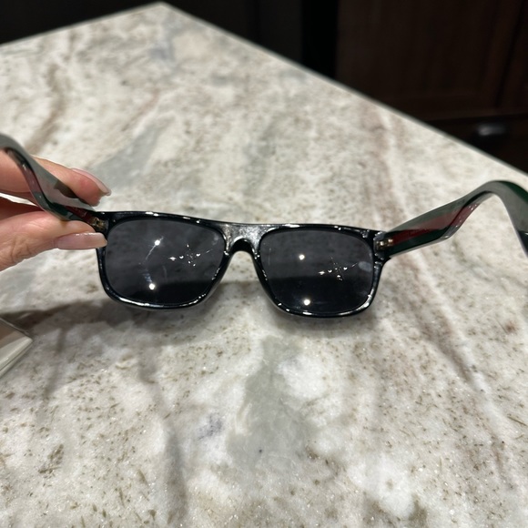 Authentic brand new Gucci sunglasses - Picture 4 of 8